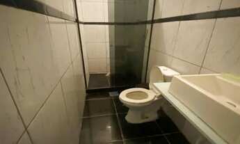 Imagem 3: Vila Valqueire (Intendente Magalhães) Casa Frente de rua Térreo 2Qts Sala Coz Banh Área