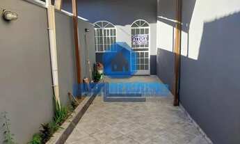 Imagem 2: Casa com tres quartos para locação no BAIRRO CRISTAL, GOVERNADOR VALADARES - MG