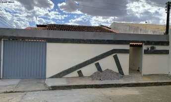 Imagem: Casa na Avenida Brasil em Vitória da Conquista