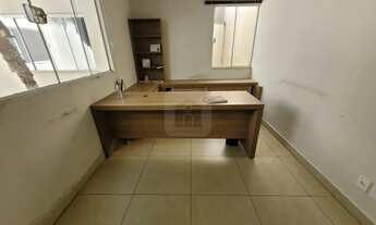 Imagem 4: Casa comercial para locação e venda no bairro Vigilato Pereira