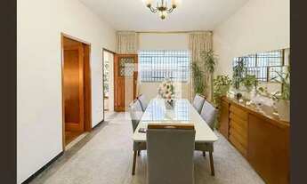 Imagem 6: Casa à Venda - Sagrada Família, 3 Quartos, 400 m2