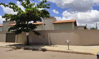 Imagem: Casa à venda 3 Quartos, 1 Suite, 255M²