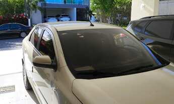 Imagem 3: Casa com três suítes no condomínio Vivenda dos Ramalhetes - 201m²