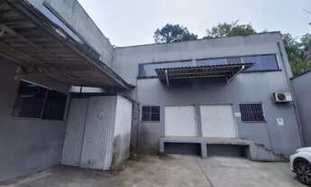 Imagem 3: Prédio comercial disponível para seu negócio na Vila Nova!