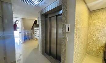 Imagem 2: Apartamento frente rua e mobiliado para venda na Praia de Palmas, SC