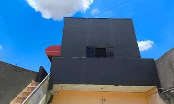 Imagem: Aluga-se Sobrado Parte de Cima com 03 dorm