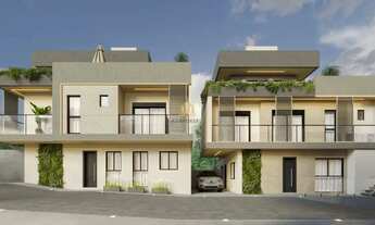 Imagem: Sobrado em condomínio no Seminário 3