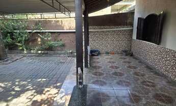 Imagem 2: Casa para Venda em Nova Iguaçu, Ouro Preto, 3 dormitórios, 2 banheiros, 1 vaga