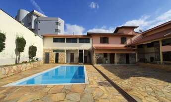 Imagem: Casa para aluguel, 8 quartos, 3 suítes