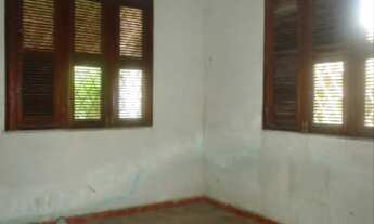 Imagem 3: Terreno de 400 metros² com casa precisando de reforma VENDA ou ALUGUEL