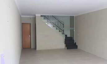 Imagem: Sobrado em Rua José Alves do Nascimento