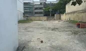 Imagem 6: Imóvel para aluguel e venda possui 600 metros quadrados