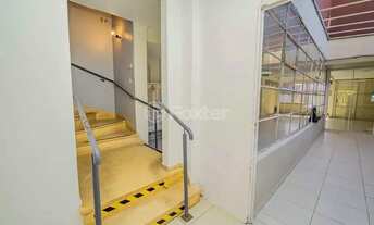 Imagem 7: Imóvel para venda tem 381 metros quadrados em Santana - Porto Alegre - RS