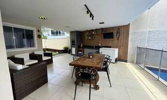 Imagem 5: Imóvel para venda tem 350 metros quadrados com 5 quartos