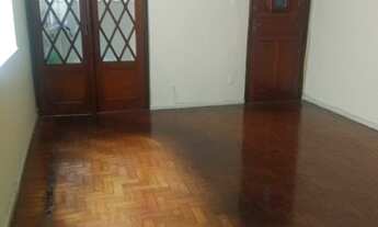 Imagem 2: Amplo sobrado com 120,00 m2 com 3 quartos em Fátima - Niterói - RJ