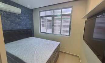 Imagem 4: 1 dormitório mobiliado vaga de garagem quadra da praia em Embaré - Santos - São Paulo