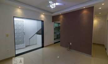 Imagem 2: Casa de Condomínio para Aluguel - Tijuca, 2 Quartos, 68 m2