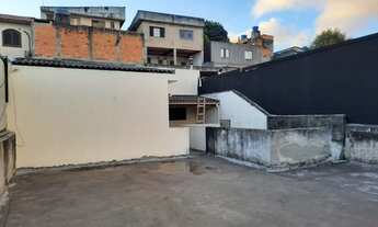 Imagem 4: OPORTUNIDADE Sobrado com 4 casas e 2 salões comerciais em Diadema