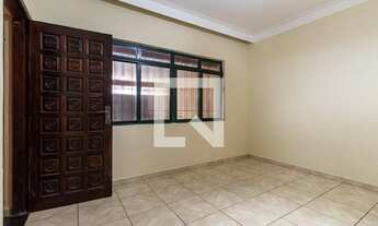 Imagem 4: Casa à Venda - Vila Barros, 3 Quartos, 130 m2