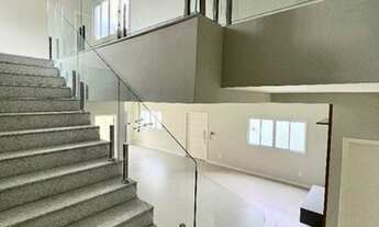 Imagem 4: Casa duplex com 4 quartos em Manguinhos