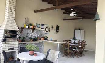 Imagem 6: Casa com 2 pavimentos nas imediações do ISEPAM