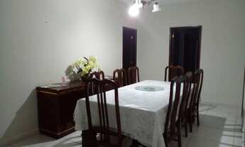 Imagem 2: Apartamento Ed. Santa Lúcia com 4 quartos sendo 2 suítes - 182