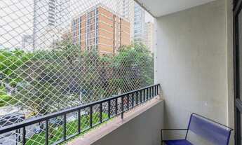 Imagem 4: Moema Pássaros apto reformado à venda com 2 suítes