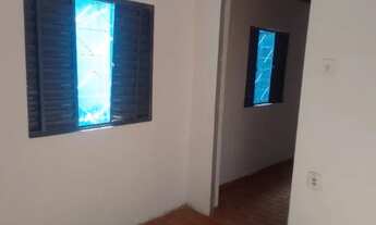 Imagem 7: Casa em ponta pora no centro