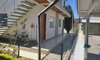 Imagem 3: Alugo lindo Apto-Kitinete de 1 Quarto no bairro Carianos/Sul da ilha