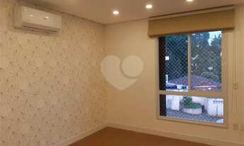 Imagem 6: Casa de condomínio sobrado para aluguel e venda com 244 metros quadrados com 4 quartos