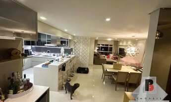 Imagem 10: Apartamento para venda possui 165 metros quadrados com 3 quartos em Cambuci - São Paulo