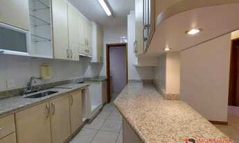 Imagem 4: Apto semimobiliado com 3 dormitórios para alugar, 79 m² por R$ 1.900 + taxas/mês - Glória