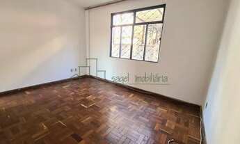 Imagem 2: Apartamento com 3 quartos, 1 suíte e 1 vaga de garagem para alugar no Calafate