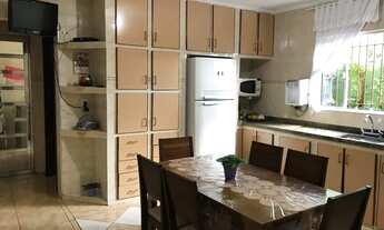 Imagem 4: Sobrado para venda possui 251 metros quadrados com 3 quartos