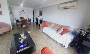 Imagem 2: Apartamento para venda tem 144 metros quadrados com 3 quartos em Ponta Verde - Maceió - AL