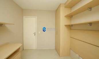 Imagem 3: Apartamento com 2 dormitórios para alugar, 67 m² por R$ 2.976,32/mês - Centro - Curitiba/P