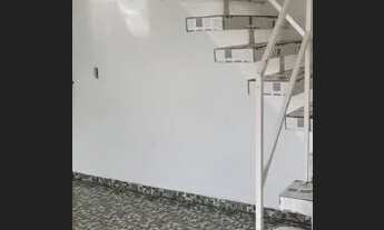 Imagem 3: CASA DUPLEX , RUA PRINCIPAL DE ESQUINA, PROXIMO SUMAUMA