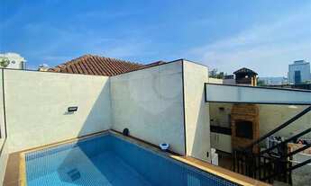 Imagem 2: Casa triplex com 3 dormitórios, 2 suítes, 4 banheiros, sala, churrasqueira e piscina