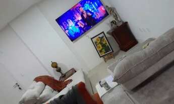 Imagem 2: Apartamento para aluguel possui 174 metros quadrados com 3 quartos em Meia Praia - Itapema