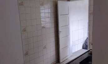 Imagem 4: Aluga se casa de fundos