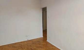 Imagem 2: Apartamento para aluguel possui 80 metros quadrados com 2 quartos, quarto de empregada, bo