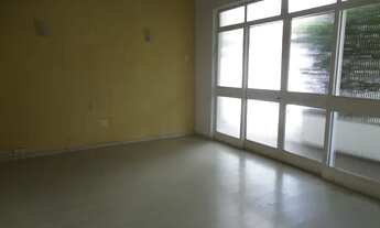 Imagem 3: Casa para aluguel possui 216 metros quadrados com 6 quartos em Barroca - Belo Horizonte