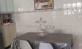 Imagem 2: Casa - Bosque dos Eucaliptos - 170m² - 3 Dormitórios