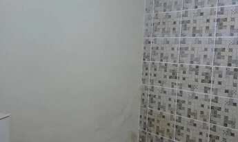 Imagem 2: Casa no Cachambi com 1 quarto, sala, cozinha, banheiro e área