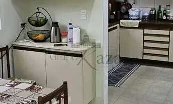 Imagem 4: Oportunidade - Casa Comercial e Residencial - Vila Betânia - 3 Dormitórios - 167m²