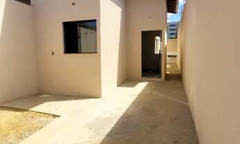 Imagem: Bairro Mangues. Casas 2 e 3 quartos. Entrada