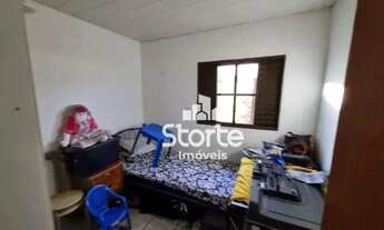 Imagem 4: Imóvel com 03 casas juntas à venda, aproximadamente 180m² por R$ 350.000 - Granada - Uberl