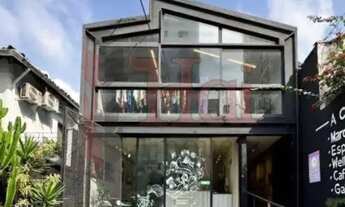 Imagem: Refúgio Comercial na Vila Madalena