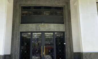 Imagem 2: Imóvel para venda tem 201 metros quadrados com 3 quartos em Independência - Porto Alegre