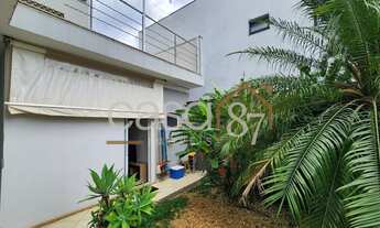 Imagem 16: Sobrado para locação com 3 suítes, 1 suíte no térreo, escritório, sala de tv e quintal